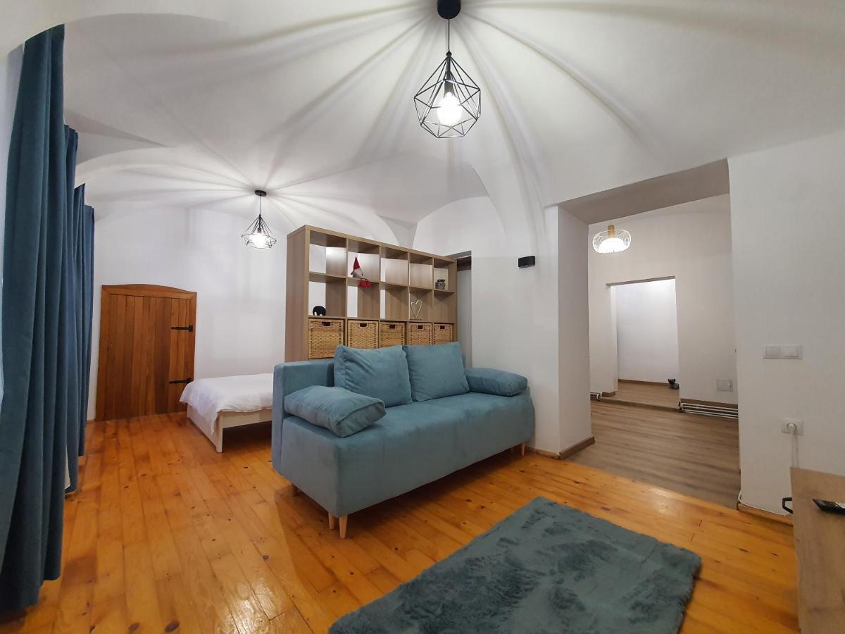 Lucasi Apartament Sibiu Eksteriør billede