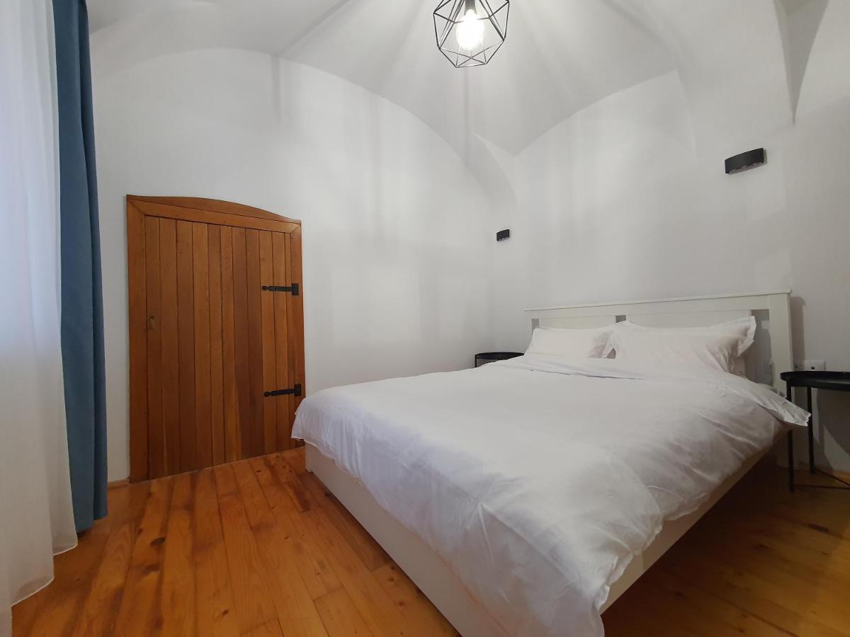 Lucasi Apartament Sibiu Eksteriør billede